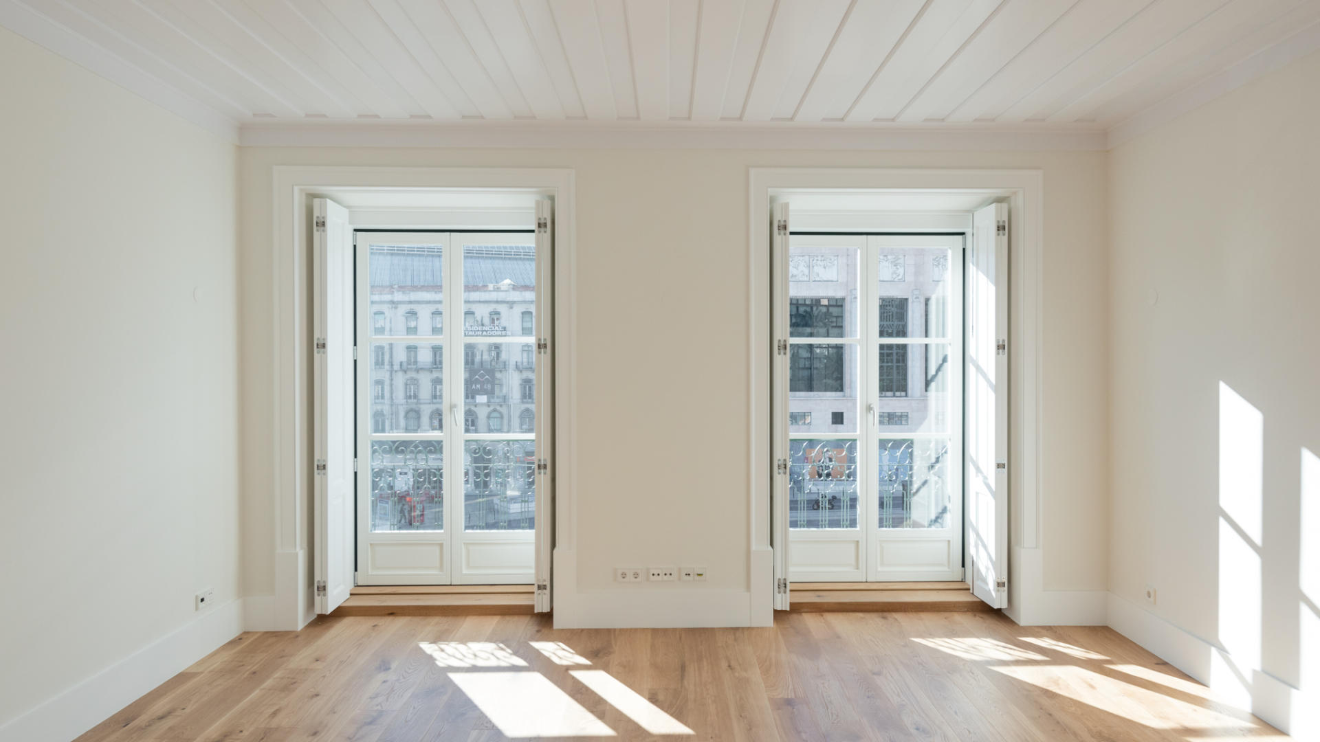 Praça dos Restauradores, 72