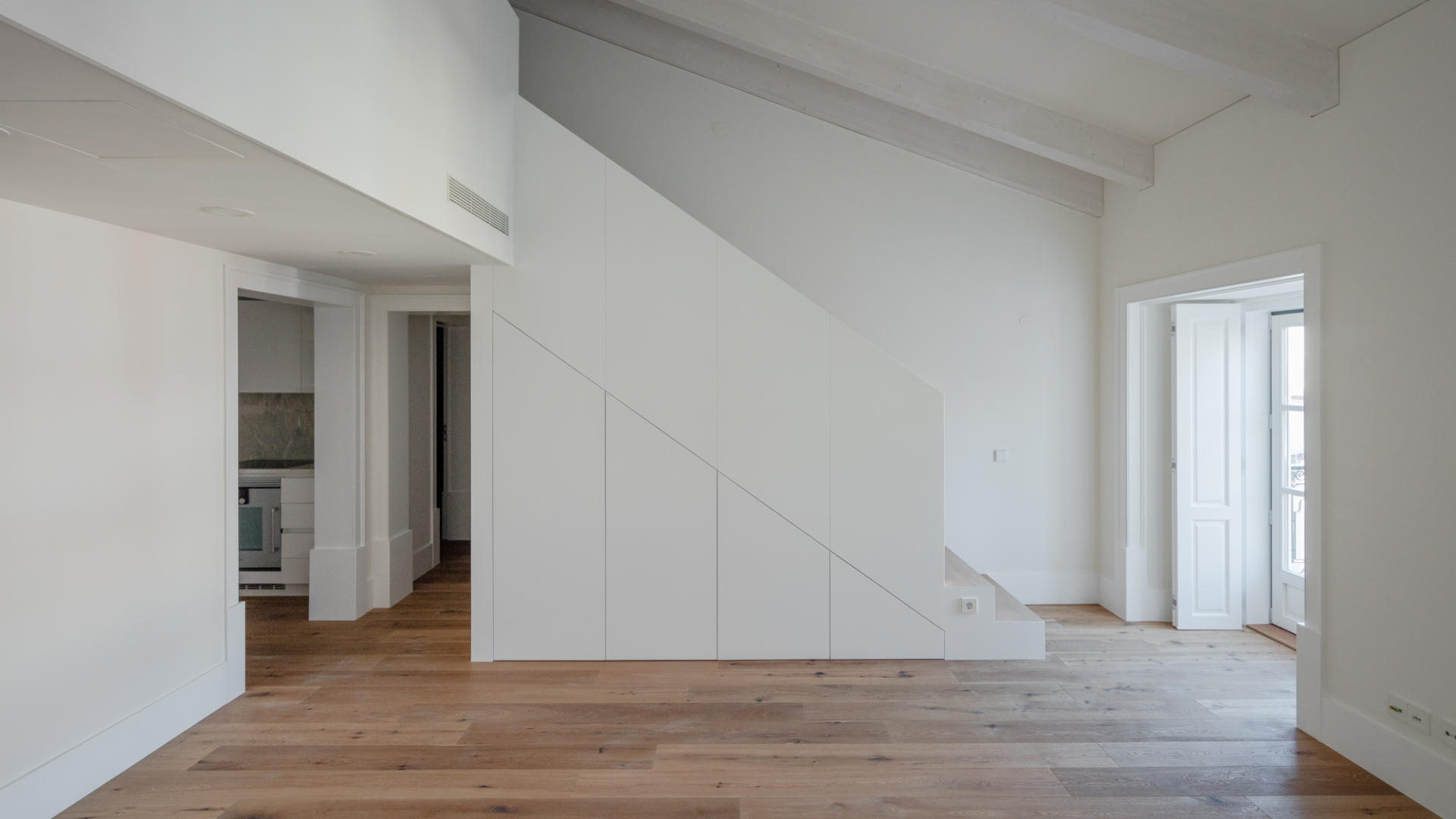 Praça dos Restauradores, 72