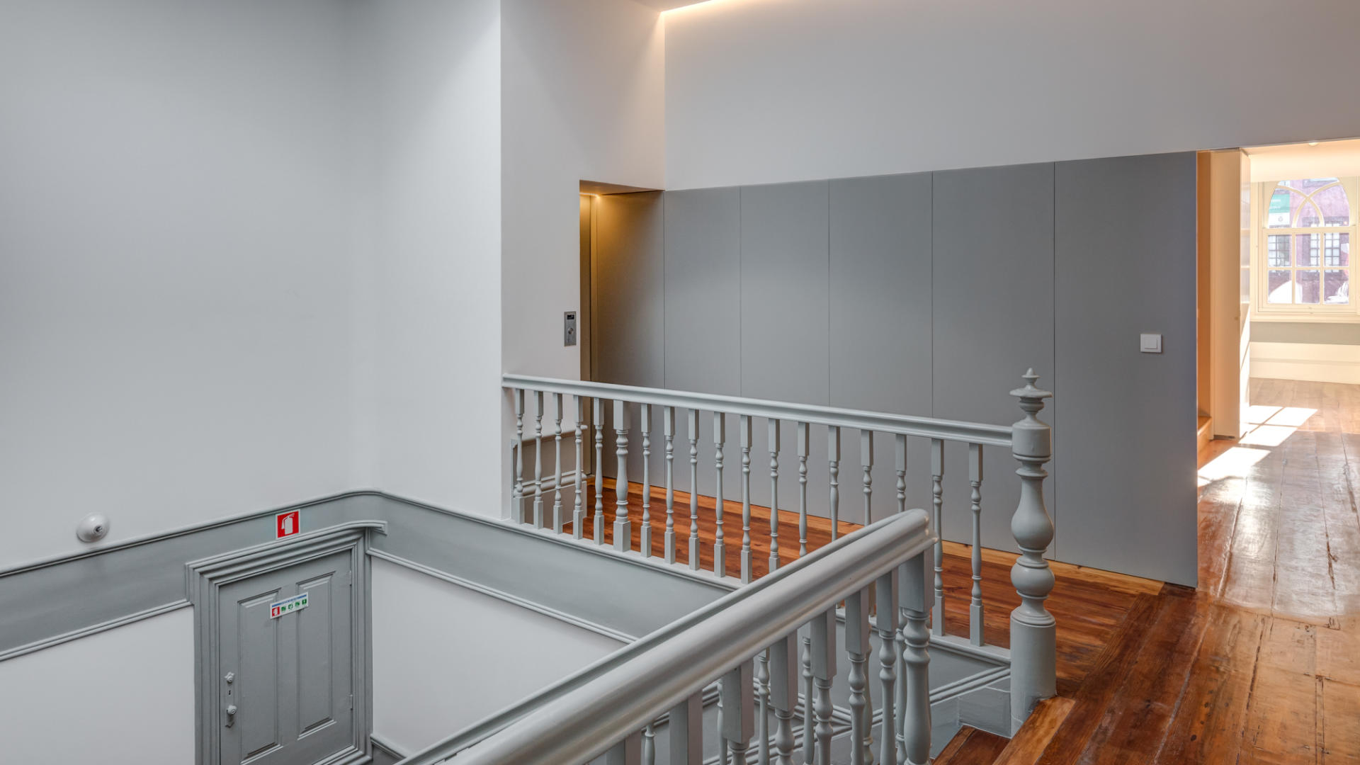 Rua Mouzinho da Silveira, 232