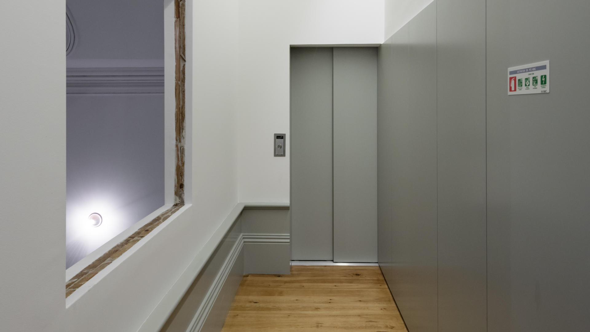 Rua Mouzinho da Silveira, 232